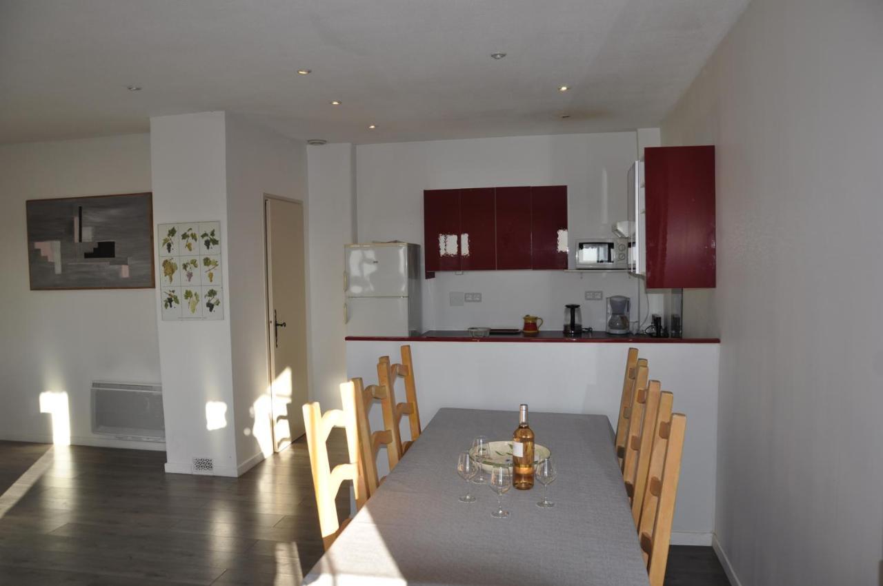 Le Gite Des Cinq Cepages Fréjus Exterior foto